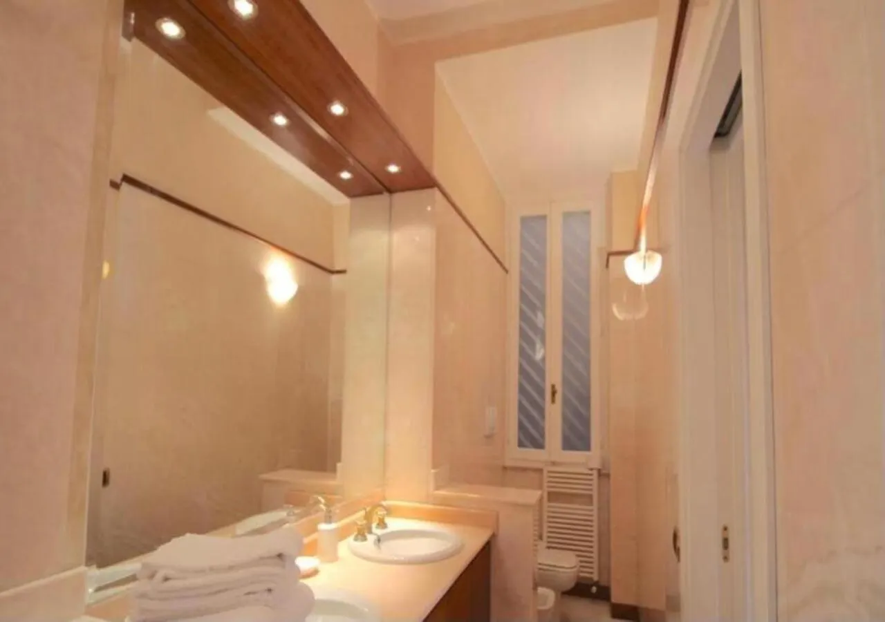 Trevi Nice Holiday - Luxury Apartment Rome 0*,  Italy